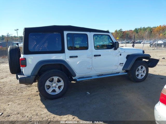 1C4HJXDG8MW864104 Jeep Wrangler Unlimited Sport S 4x4