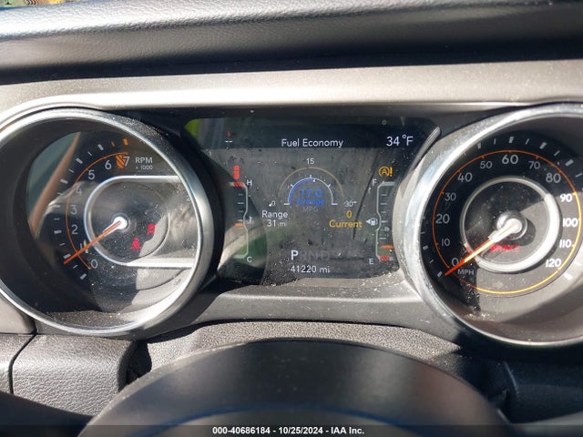 1C4HJXDG8MW864104 Jeep Wrangler Unlimited Sport S 4x4