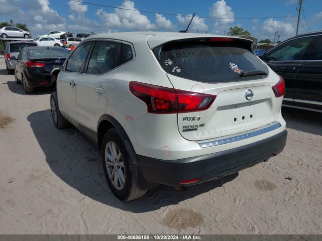 JN1BJ1CP9HW007237 Nissan Rogue Sport S