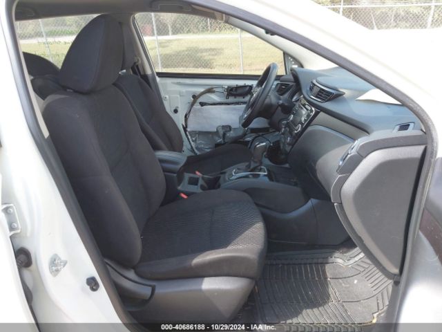 JN1BJ1CP9HW007237 Nissan Rogue Sport S