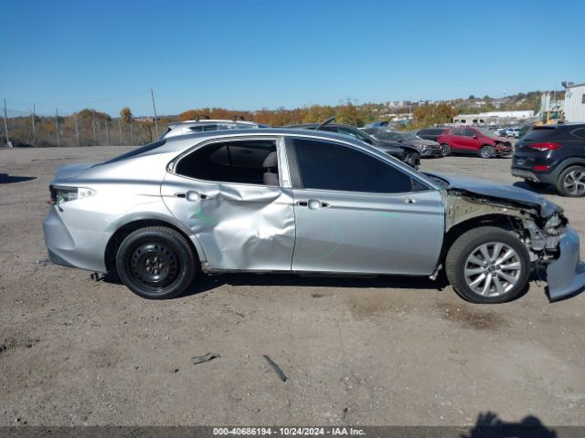 4T1B11HK8KU256685 Toyota CAMRY LE