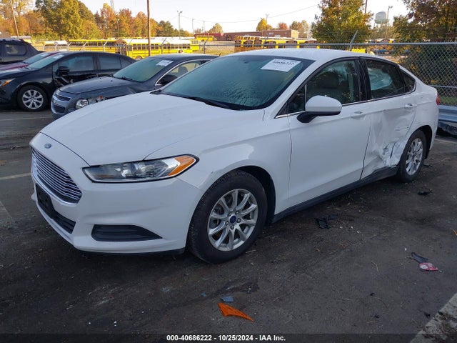 1FA6P0G78F5117335 Ford FUSION S