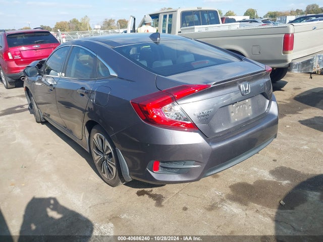 Honda Civic Ex-t 2018 2HGFC1F38JH641596 Image 3