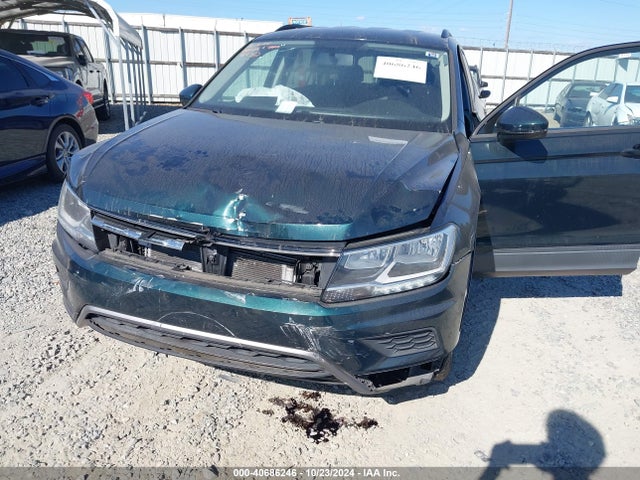 3VV1B7AX5JM146946 Volkswagen Tiguan 2.0t S