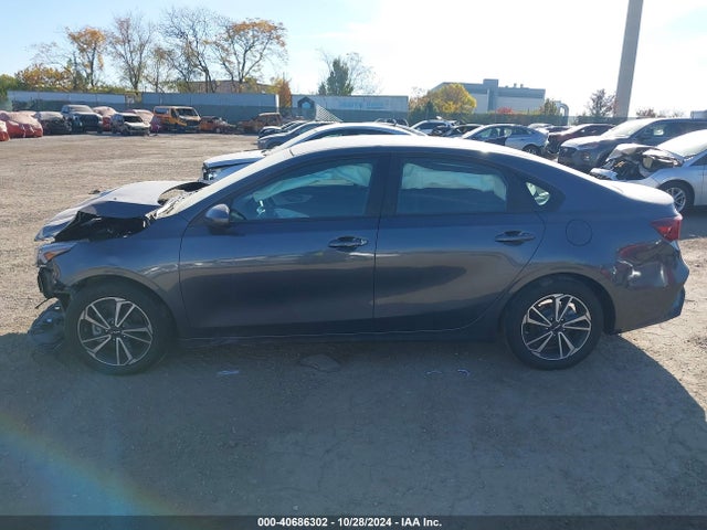 KIA Forte Lxs 2022 3KPF24AD9NE466280 Image 14