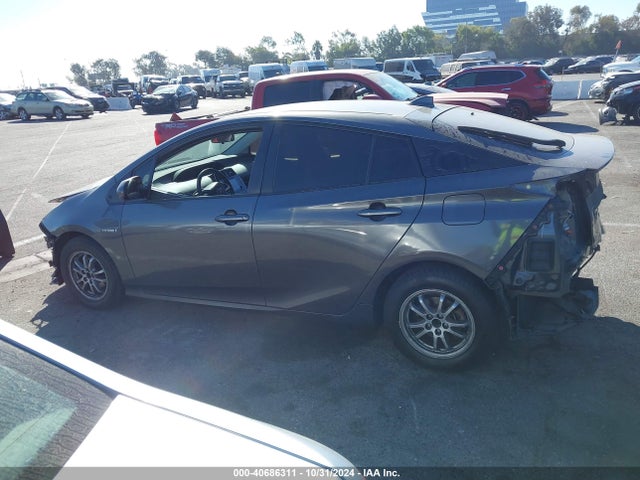 Toyota Prius Three 2016 JTDKARFU6G3026468 Image 15