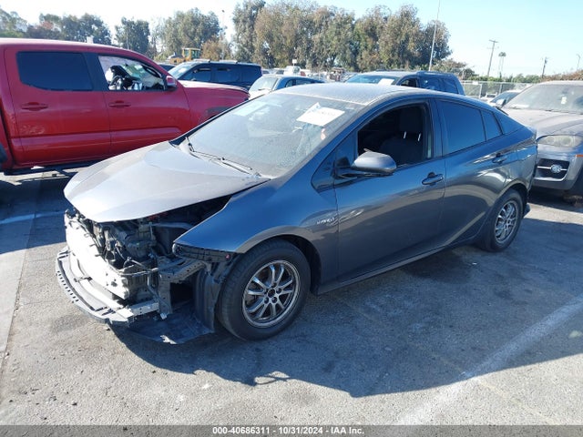 JTDKARFU6G3026468 Toyota Prius Three