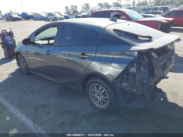 Toyota Prius Three 2016 JTDKARFU6G3026468 Image 3