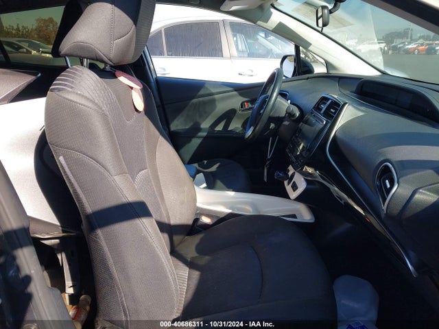 Toyota Prius Three 2016 JTDKARFU6G3026468 Image 5