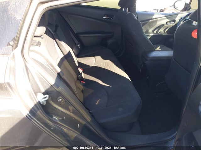 Toyota Prius Three 2016 JTDKARFU6G3026468 Image 8