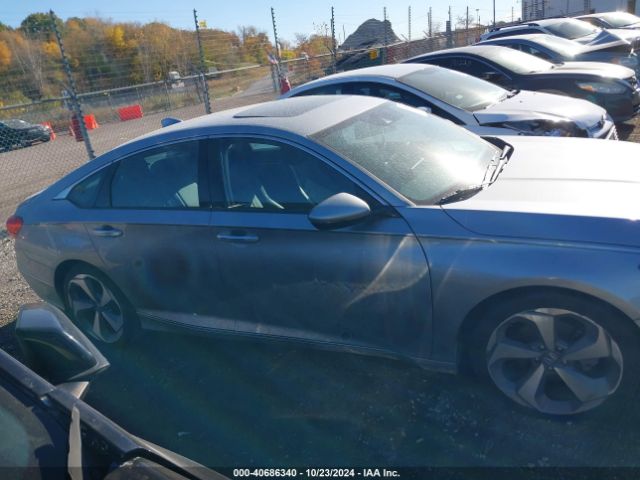 1HGCV2F9XKA007245 Honda Accord Touring 2.0t