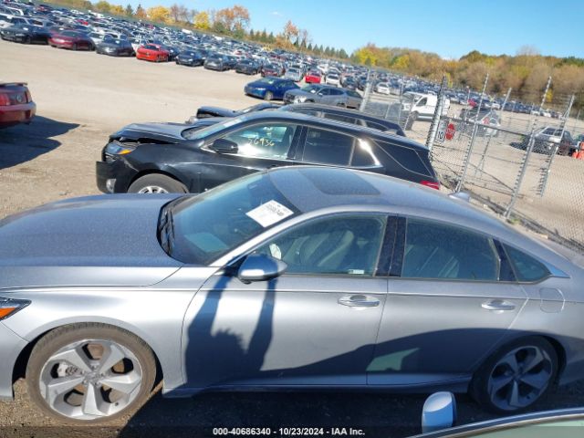 1HGCV2F9XKA007245 Honda Accord Touring 2.0t