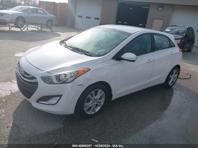 Hyundai ELANTRA GT 2014 KMHD35LH2EU158469 Image 2