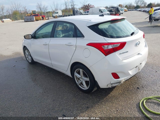 Hyundai ELANTRA GT 2014 KMHD35LH2EU158469 Image 3