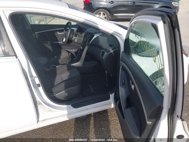 Hyundai ELANTRA GT 2014 KMHD35LH2EU158469 Image 5