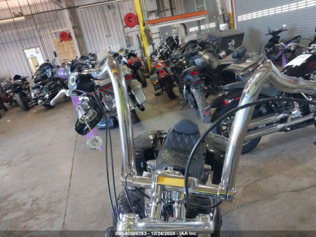 2014 HARLEY-DAVIDSON FXDWG 1HD1GPM16EC325042 Photo 4