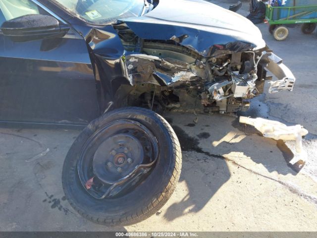 2HGFC2F57JH558216 Honda Civic Lx