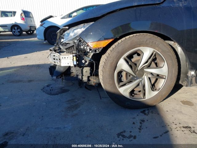 2HGFC2F57JH558216 Honda Civic Lx
