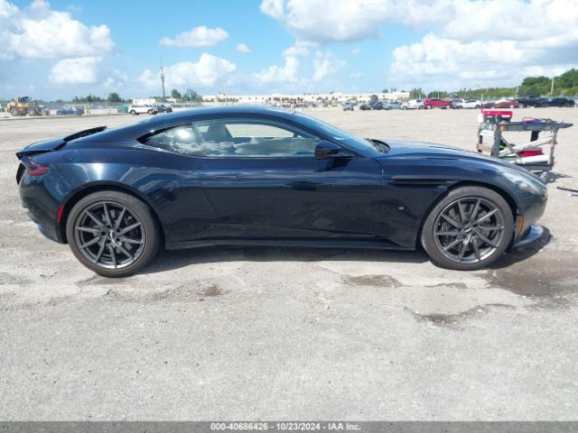 Aston Martin Db11 Launch Edition 2017 SCFRMFAVXHGL00237 Image 13