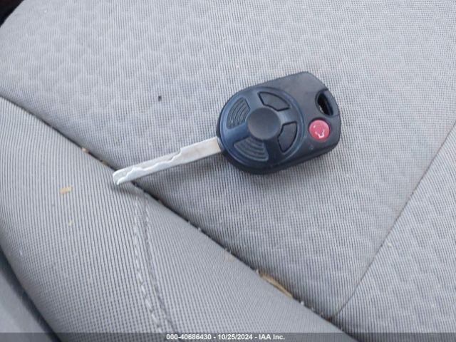 1FMCU9G95HUB72230 Ford ESCAPE SE