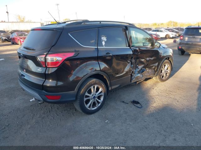 1FMCU9G95HUB72230 Ford ESCAPE SE