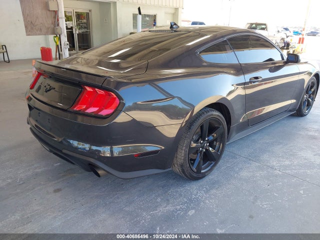 Ford Mustang Ecoboost Premium 2022 1FA6P8TH7N5108489 Image 4
