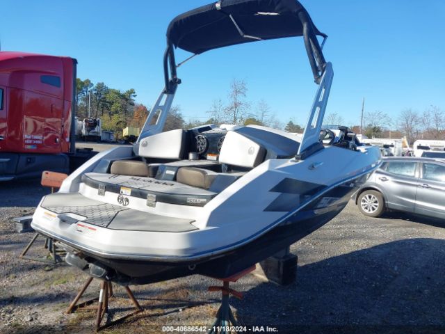 2019 SCARAB SCARAB PSBSA153L819      Photo 3