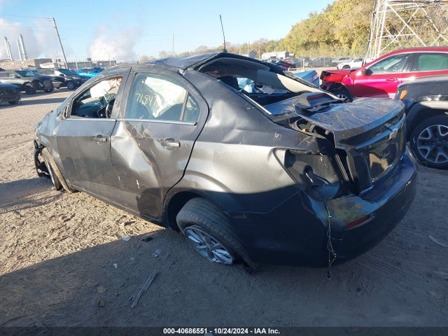 1G1JD5SH4J4115065 Chevrolet Sonic Lt Auto