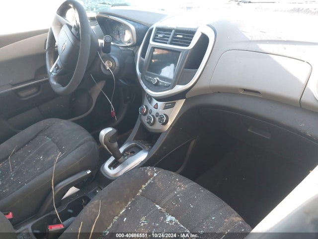 1G1JD5SH4J4115065 Chevrolet Sonic Lt Auto