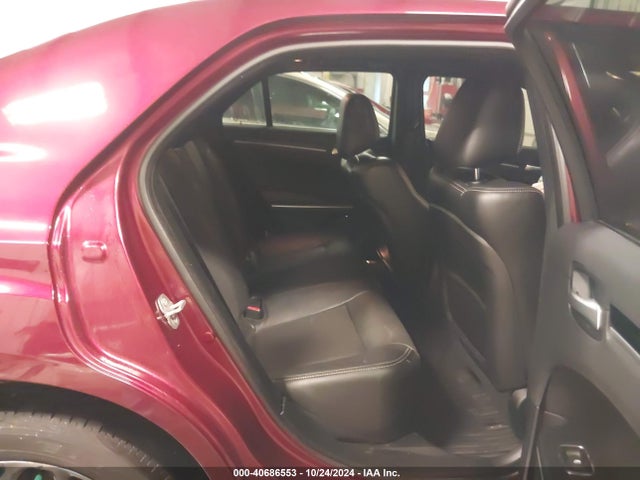 2C3CCAGG0JH165495 Chrysler 300