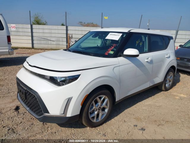 KNDJ23AU8R7238720 KIA SOUL LX