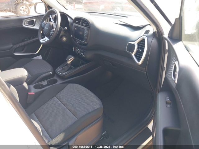 KNDJ23AU8R7238720 KIA SOUL LX