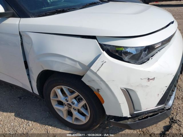 KNDJ23AU8R7238720 KIA SOUL LX