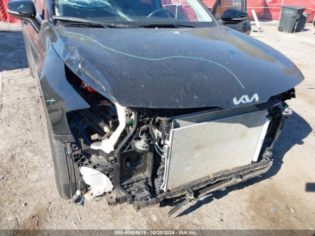 5XYK33AF7PG085718 KIA Sportage Ex