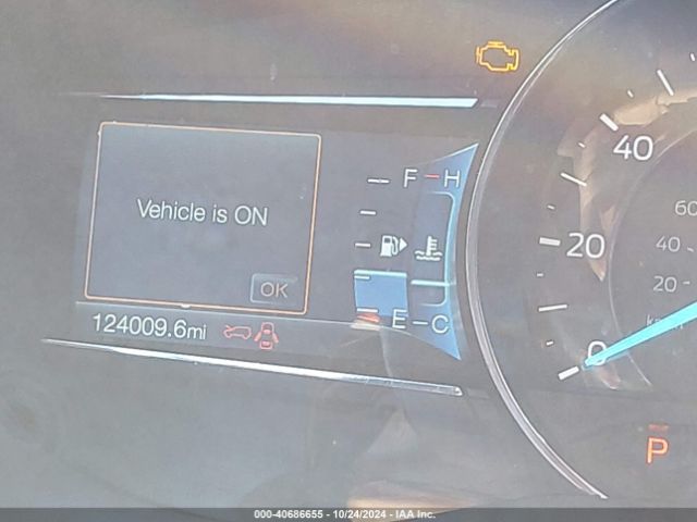 1FM5K8D89JGA57073 Ford EXPLORER XLT