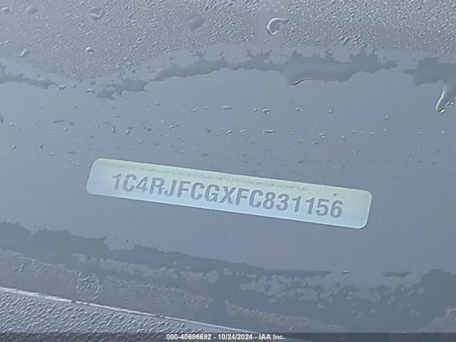 1C4RJFCGXFC831156 Jeep Grand Cherokee Overland