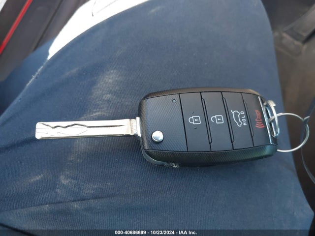 KIA SOUL + 2015 KNDJP3A50F7789424 Image 11
