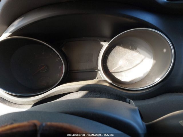 KNDMB5C18F6021553 KIA SEDONA LX
