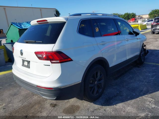 3VV2B7AX8NM090740 Volkswagen Tiguan 2.0t Se