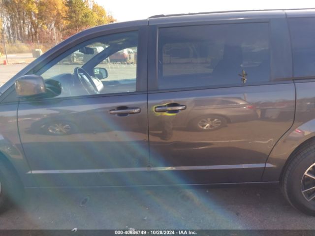 2C4RDGEG3JR223652 Dodge Grand Caravan Gt