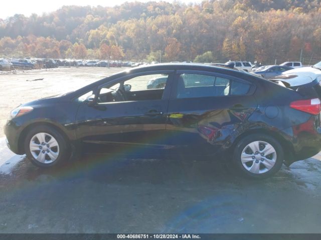 KNAFX4A63F5306988 KIA FORTE LX