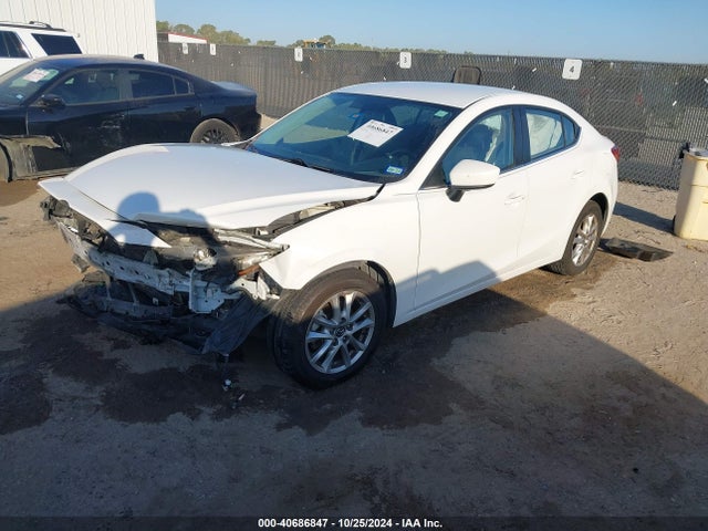 Mazda Mazda3 I Touring 2015 JM1BM1V74F1251373 Image 2