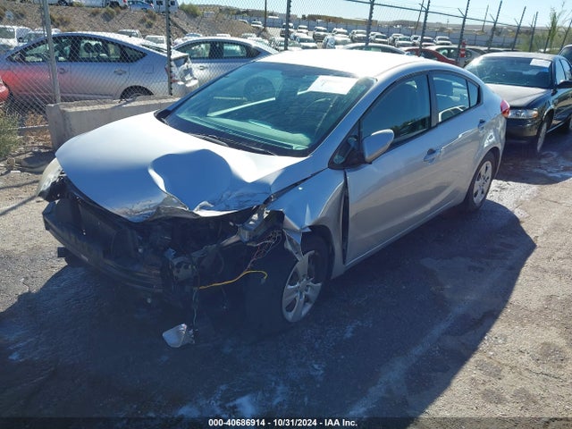 KNAFK4A66G5463821 KIA FORTE LX