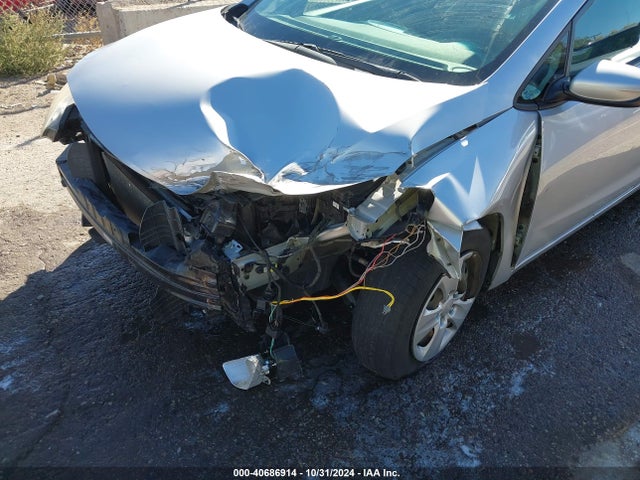 KNAFK4A66G5463821 KIA FORTE LX