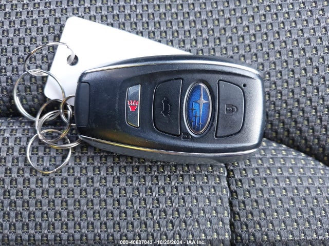JF2GUADC6R8237136 Subaru Crosstrek Premium