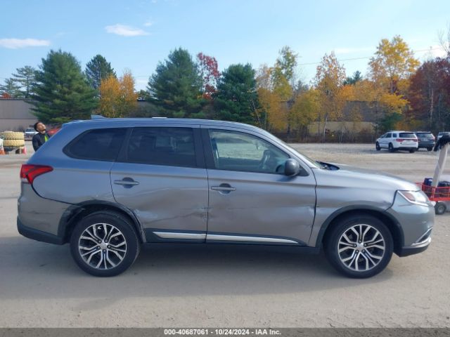 JA4AZ3A31JZ057240 Mitsubishi Outlander Es