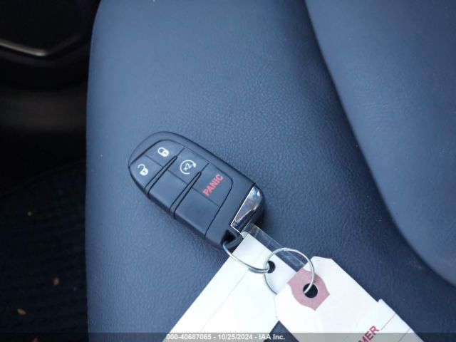 ZACNJDD19NPN56643 Jeep Renegade Limited 4x4