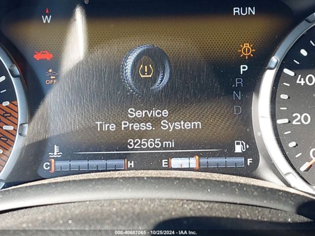 ZACNJDD19NPN56643 Jeep Renegade Limited 4x4