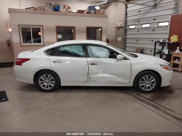 Nissan Altima 2.5 S 2017 1N4AL3AP3HC192152 Image 13