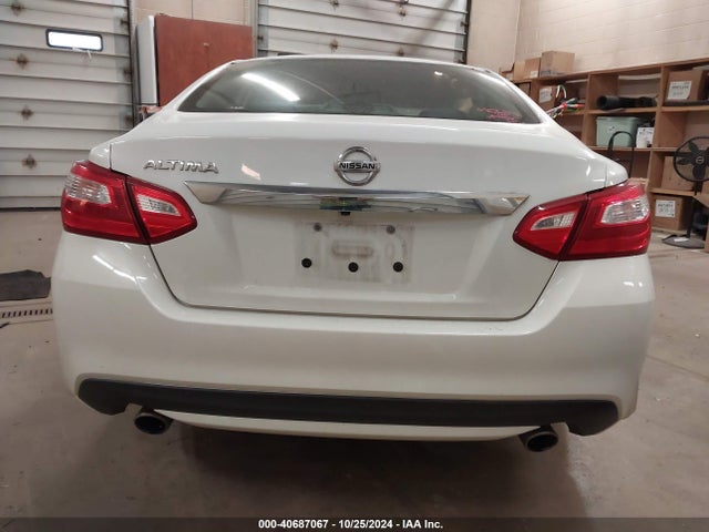 Nissan Altima 2.5 S 2017 1N4AL3AP3HC192152 Image 16